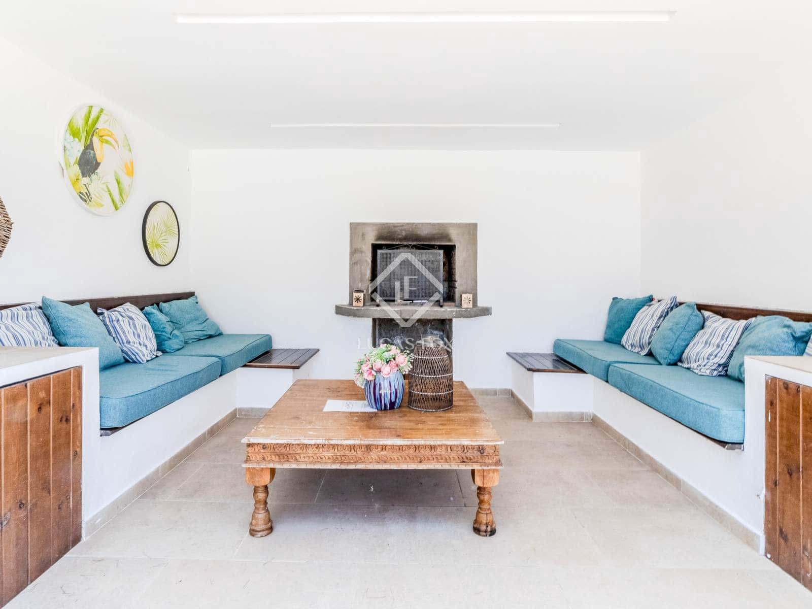 9 soverom Finca/Herregård til salgs i Canyelles med svømmebasseng garasje - € 2 750 000 (Ref: 8734685)