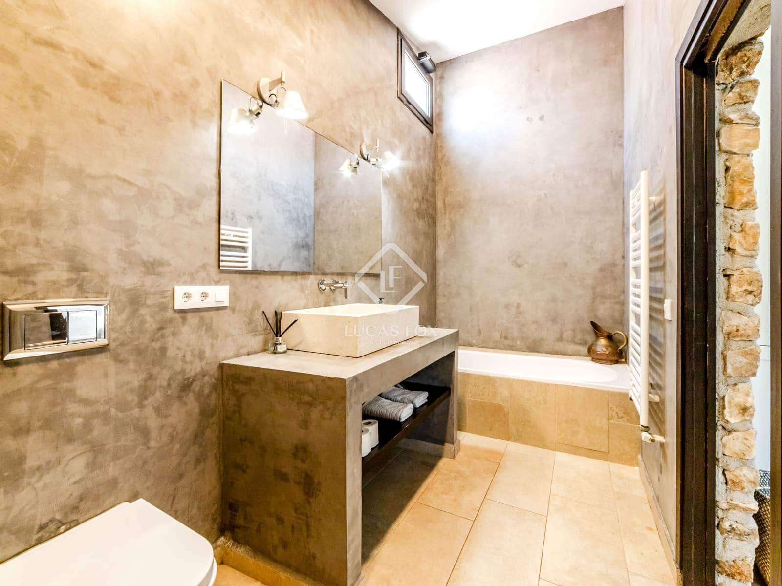 9 soverom Finca/Herregård til salgs i Canyelles med svømmebasseng garasje - € 2 750 000 (Ref: 8734685)