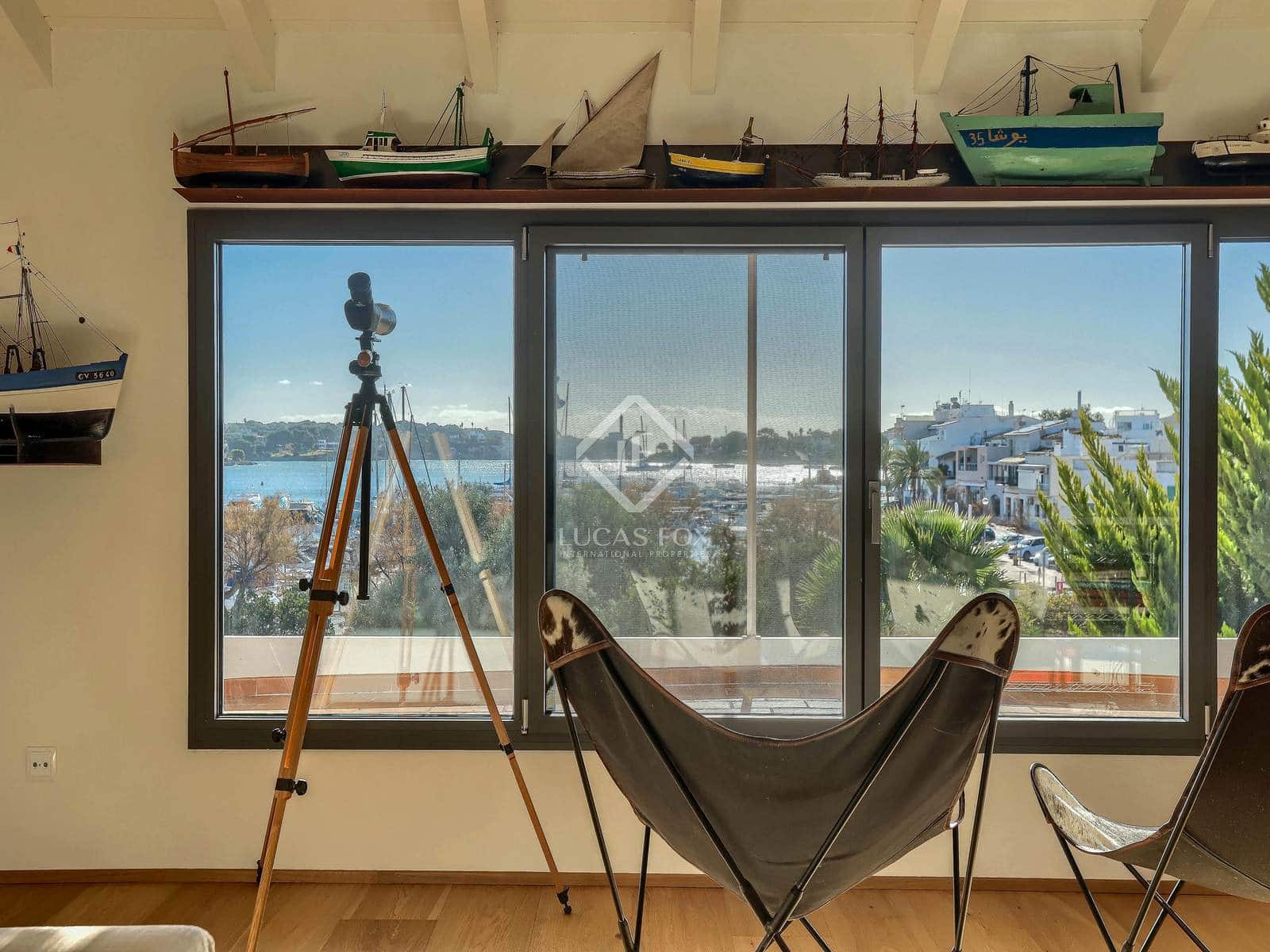 6 bedroom Villa for sale in Portocolom with garage - € 2,600,000 (Ref: 8734844)