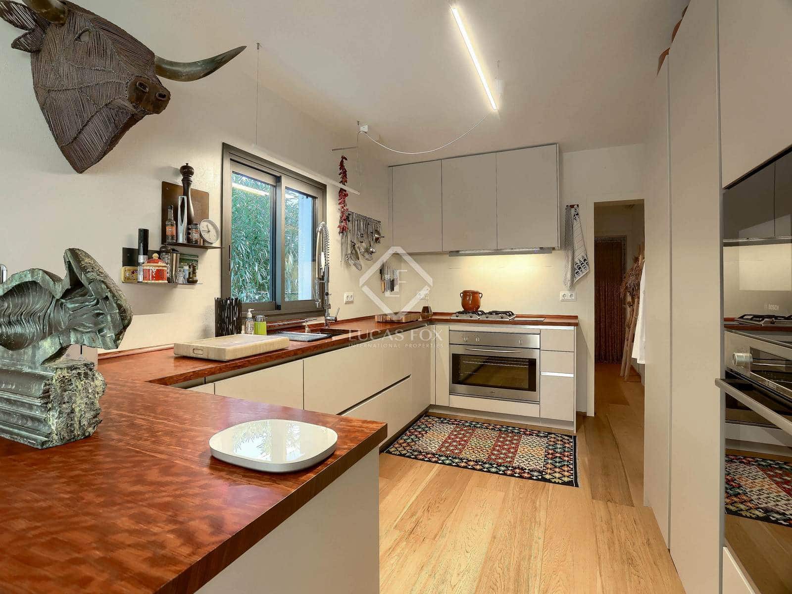 6 soveværelse Villa til salg i Portocolom med garage - € 2.600.000 (Ref: 8734844)