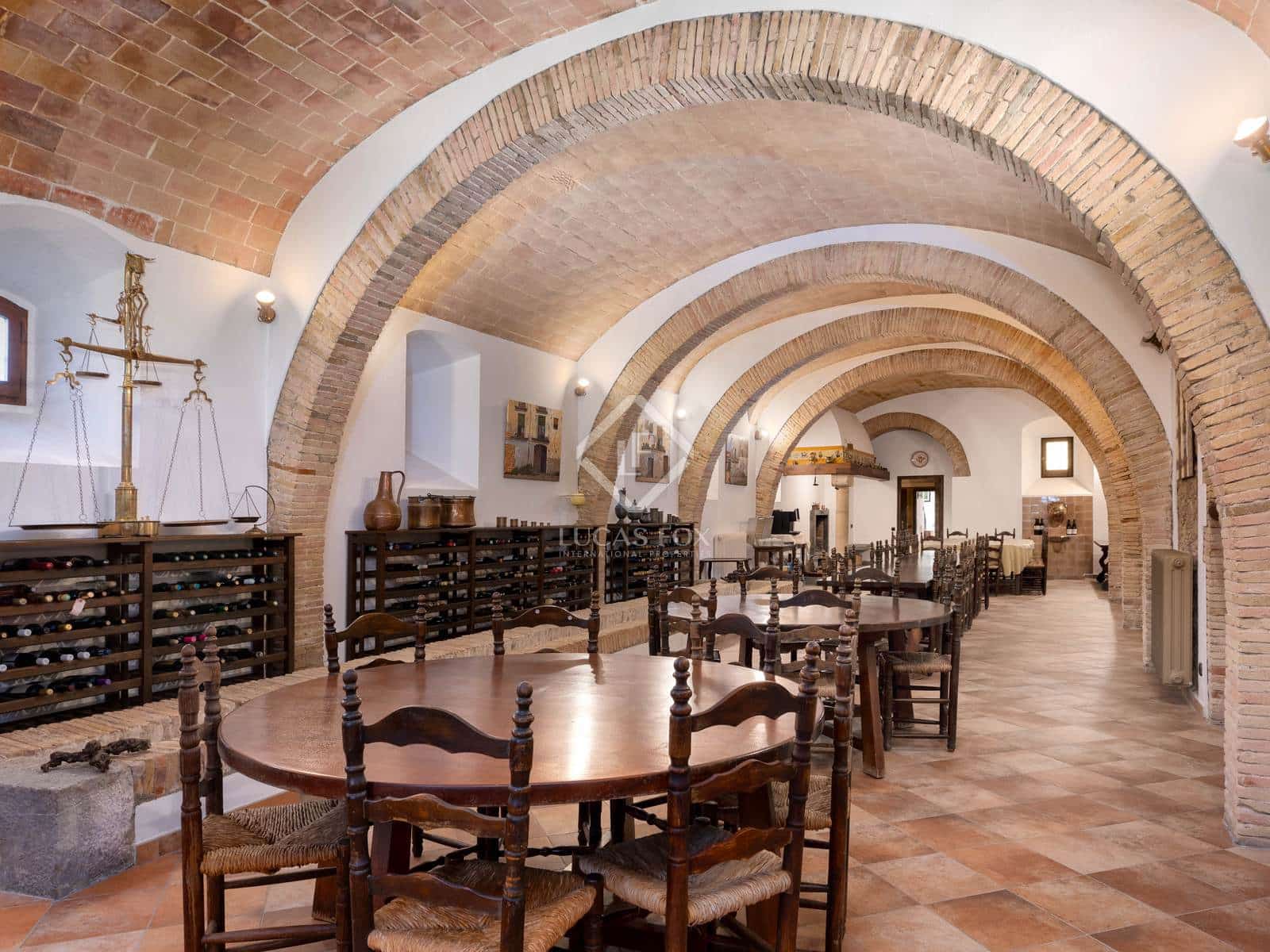 10 soveværelse Finca/Landehus til salg i Borrassa med swimmingpool - € 3.000.000 (Ref: 8738637)