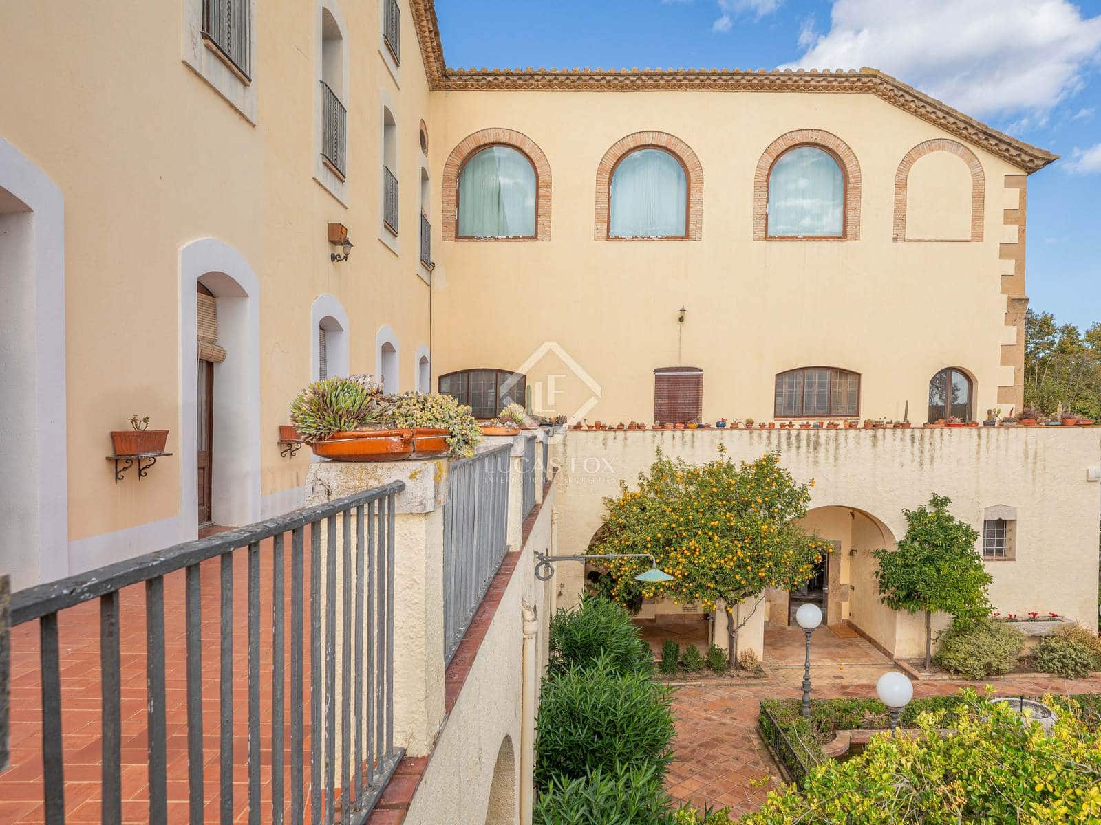 10 soveværelse Finca/Landehus til salg i Borrassa med swimmingpool - € 3.000.000 (Ref: 8738637)