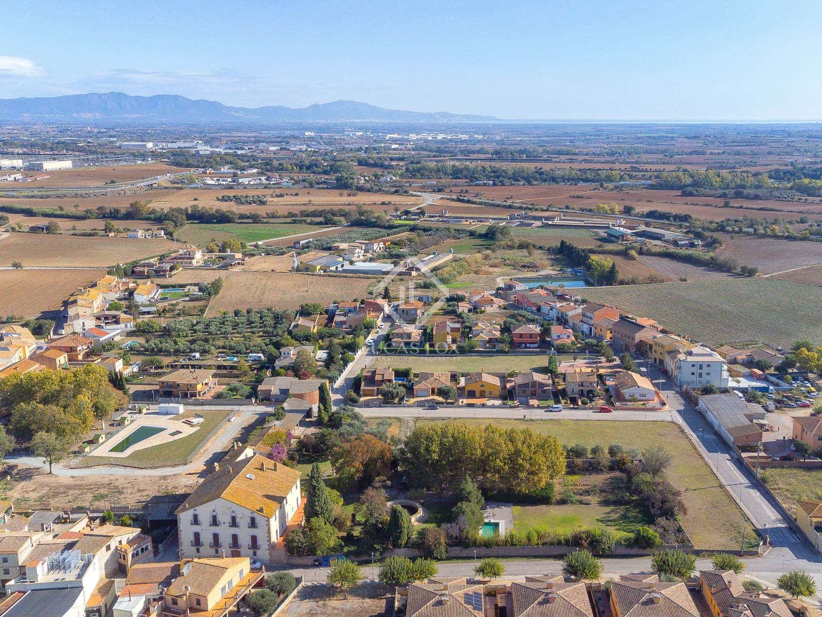 10 soveværelse Finca/Landehus til salg i Borrassa med swimmingpool - € 3.000.000 (Ref: 8738637)