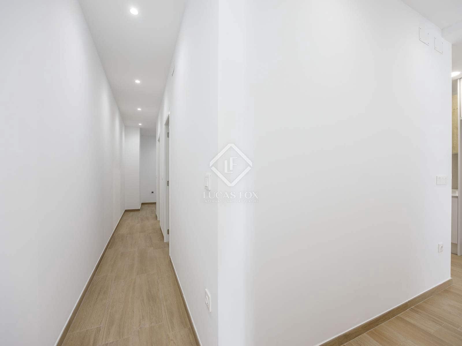 2 bedroom Apartment for rent in Valencia city - € 1,400 (Ref: 8742230)
