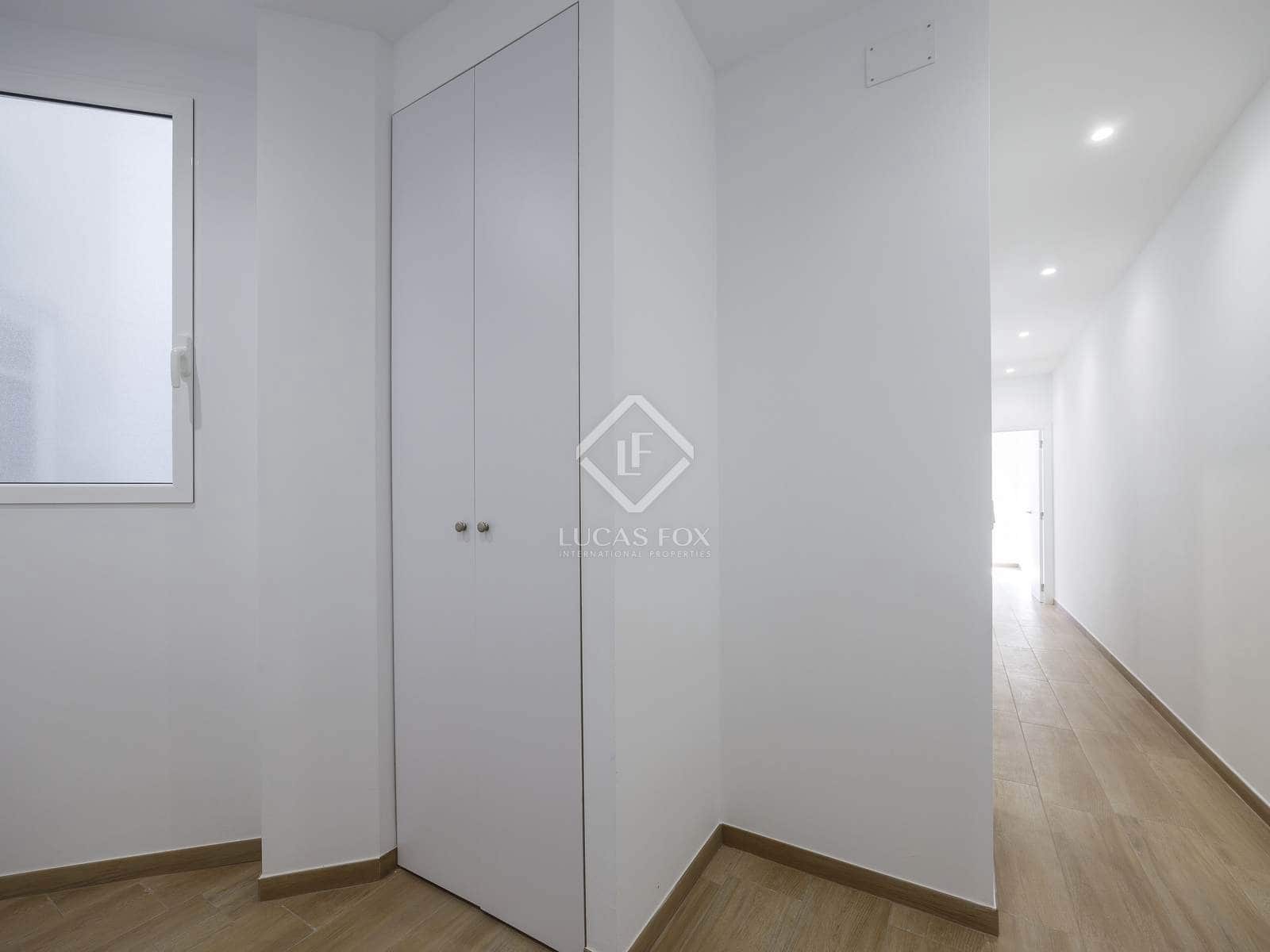 2 bedroom Apartment for rent in Valencia city - € 1,400 (Ref: 8742230)