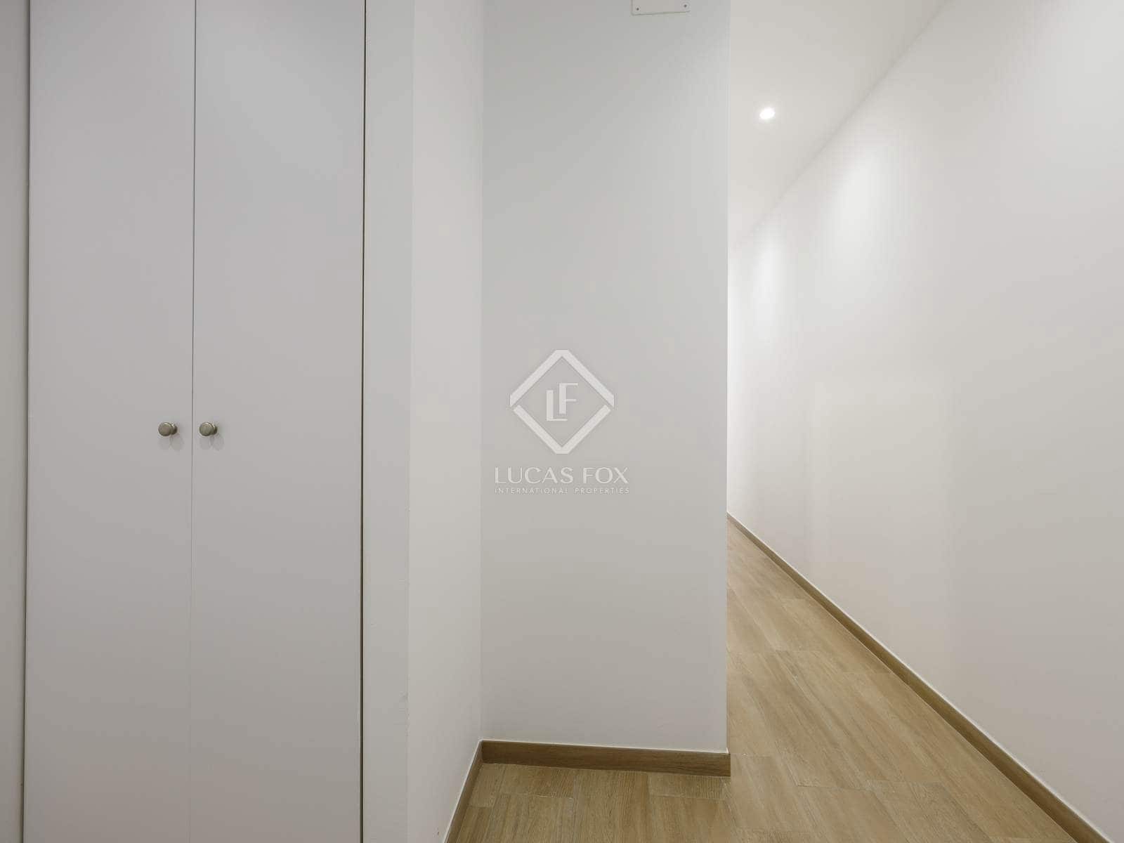 2 bedroom Apartment for rent in Valencia city - € 1,400 (Ref: 8742230)