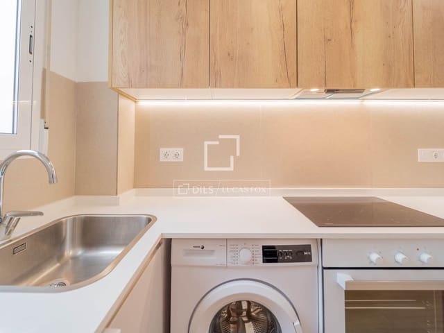 2 soveværelse Lejlighed til leje i Valencia by - € 1.400 (Ref: 8742230)