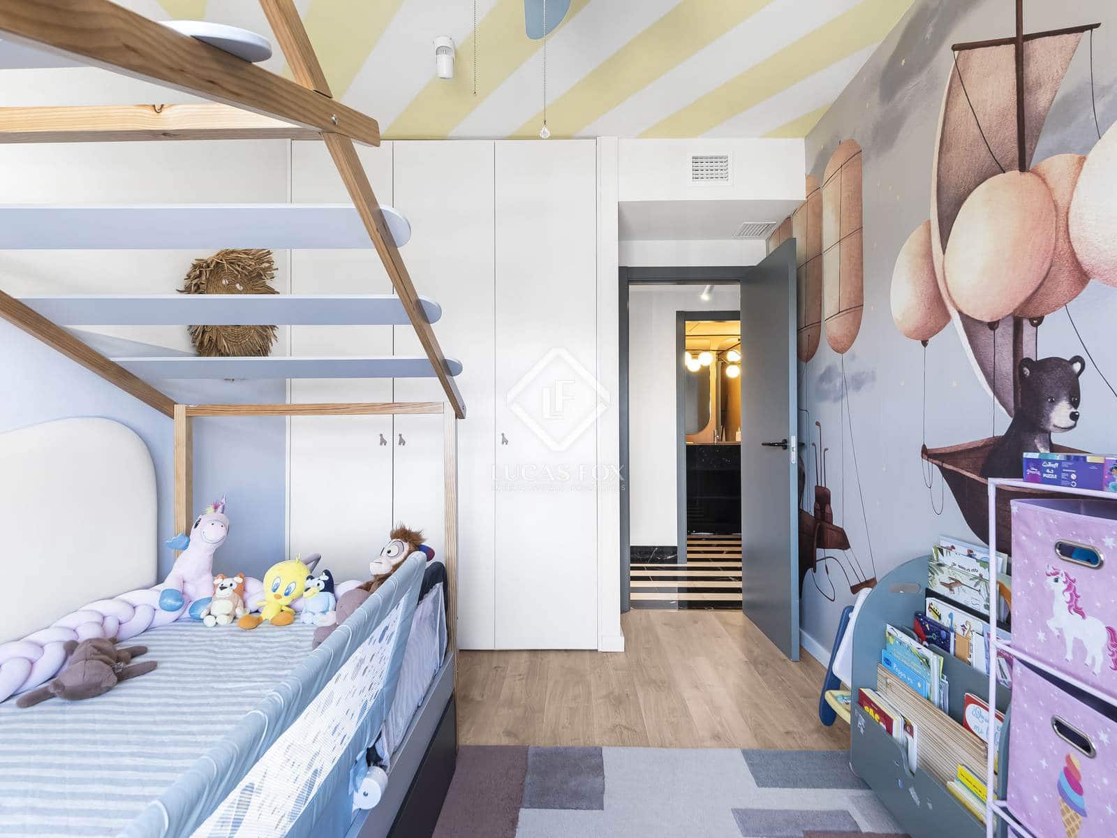 3 slaapkamer Appartement te koop in Alicante stad met zwembad garage - € 875.000 (Ref: 8742471)