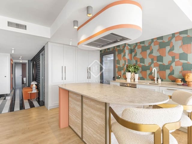 3 slaapkamer Appartement te koop in Alicante stad met zwembad garage - € 875.000 (Ref: 8742471)