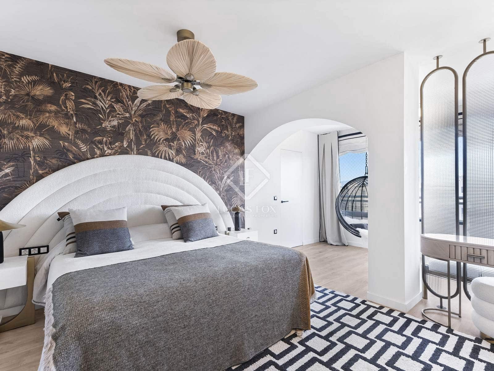 3 slaapkamer Appartement te koop in Alicante stad met zwembad garage - € 875.000 (Ref: 8742471)