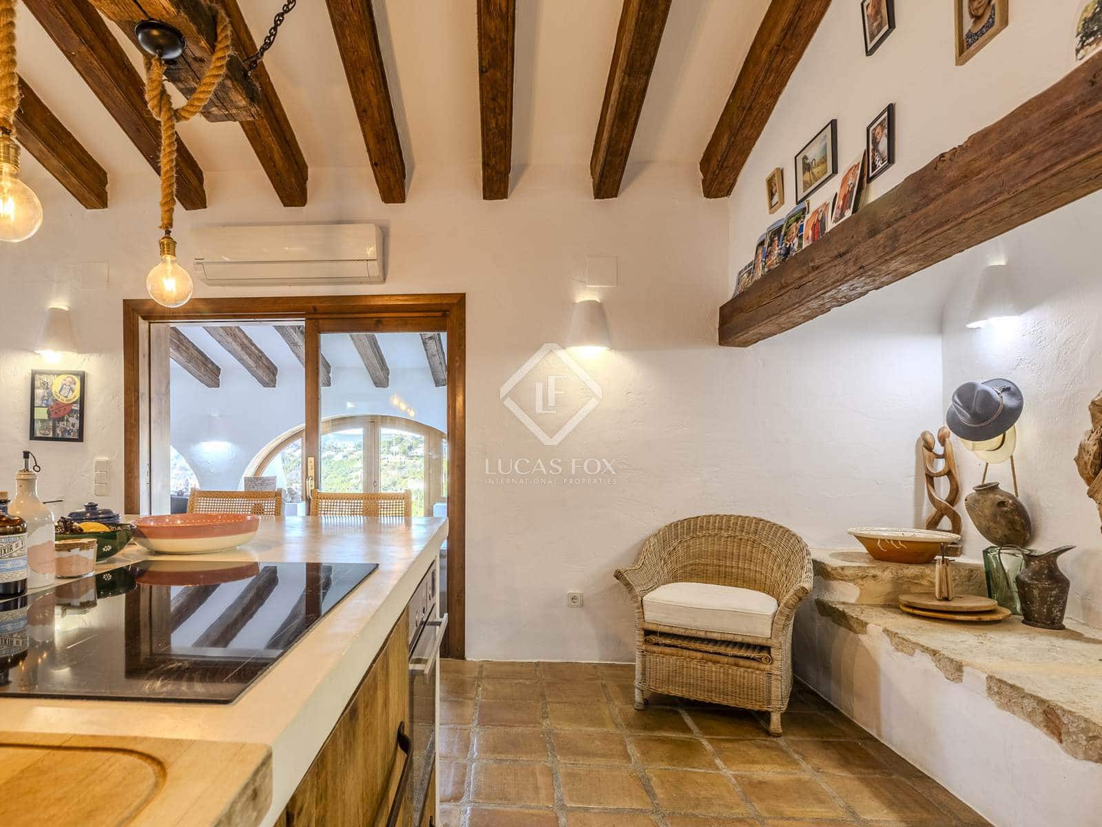 3 slaapkamer Villa te koop in Javea / Xabia met zwembad garage - € 2.600.000 (Ref: 8744614)