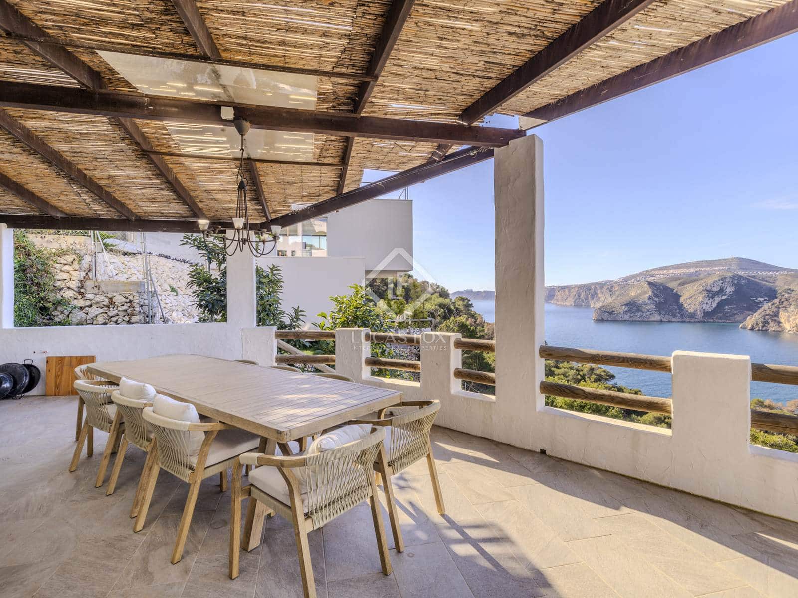 3 slaapkamer Villa te koop in Javea / Xabia met zwembad garage - € 2.600.000 (Ref: 8744614)