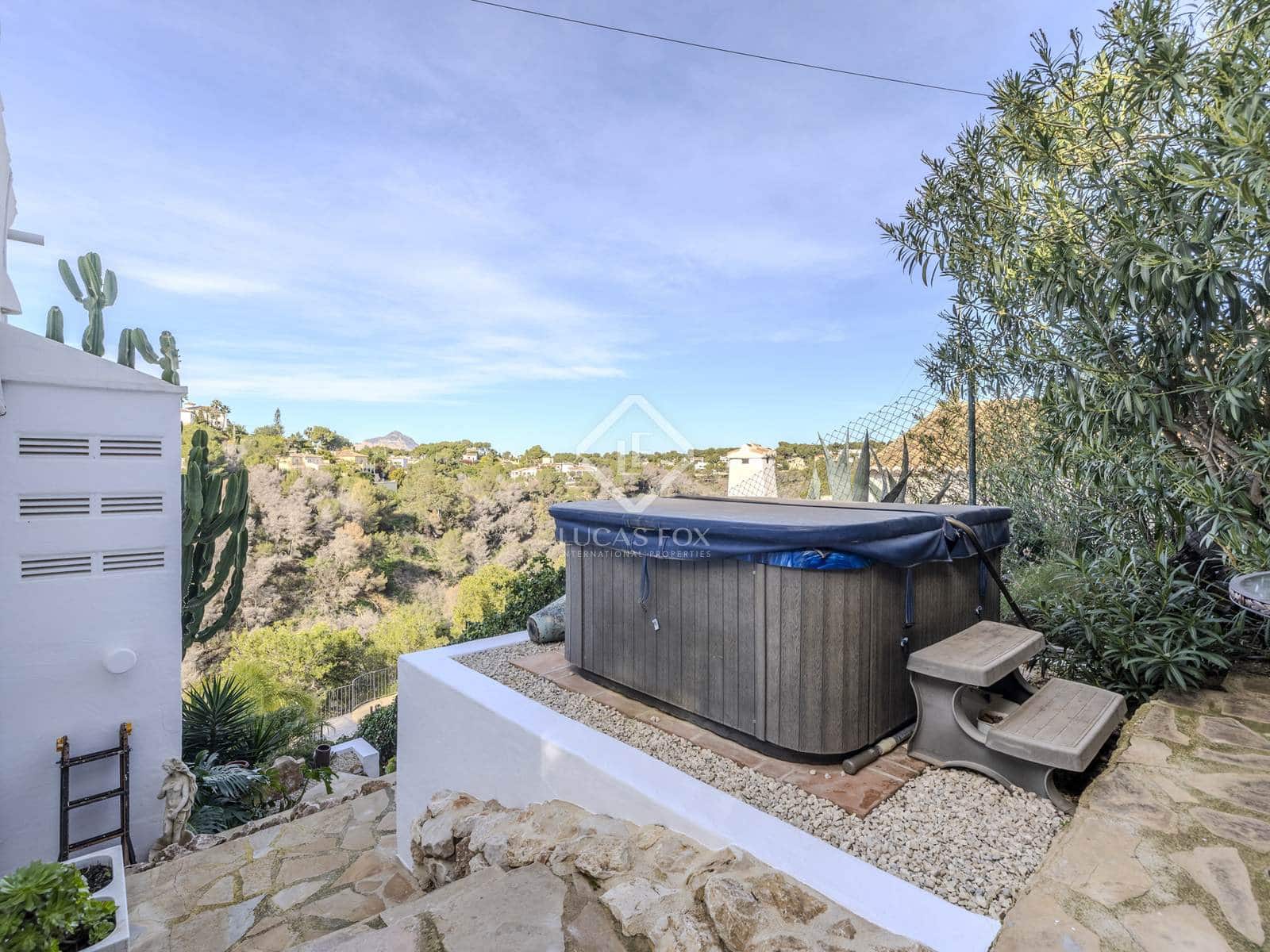 3 slaapkamer Villa te koop in Javea / Xabia met zwembad garage - € 2.600.000 (Ref: 8744614)