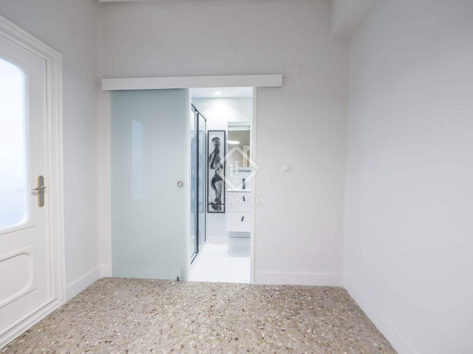 4 sypialnia Apartament do wynajęcia w Miasto Walencja - 2 400 € (Ref: 8744617)