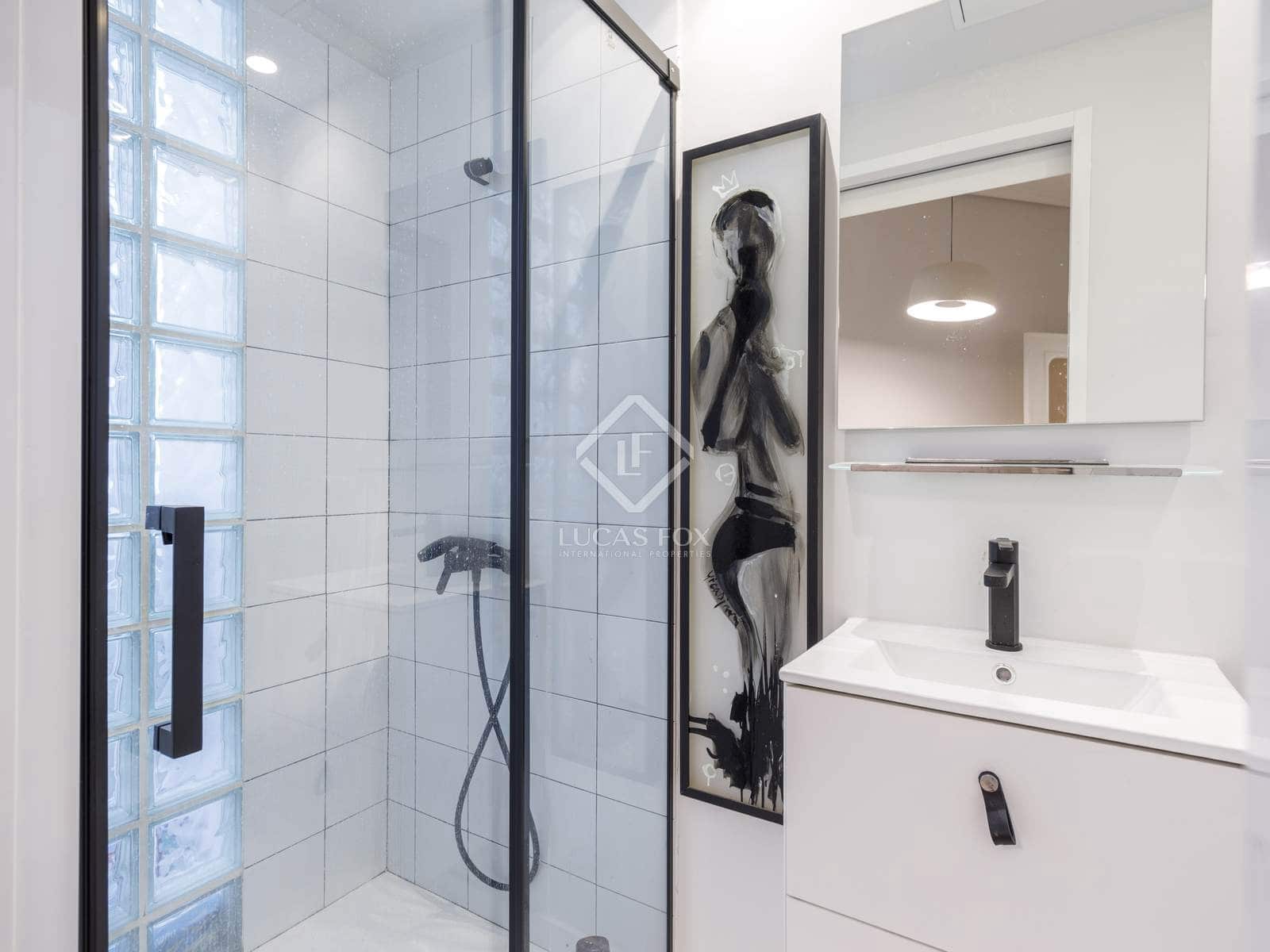 4 sypialnia Apartament do wynajęcia w Miasto Walencja - 2 400 € (Ref: 8744617)