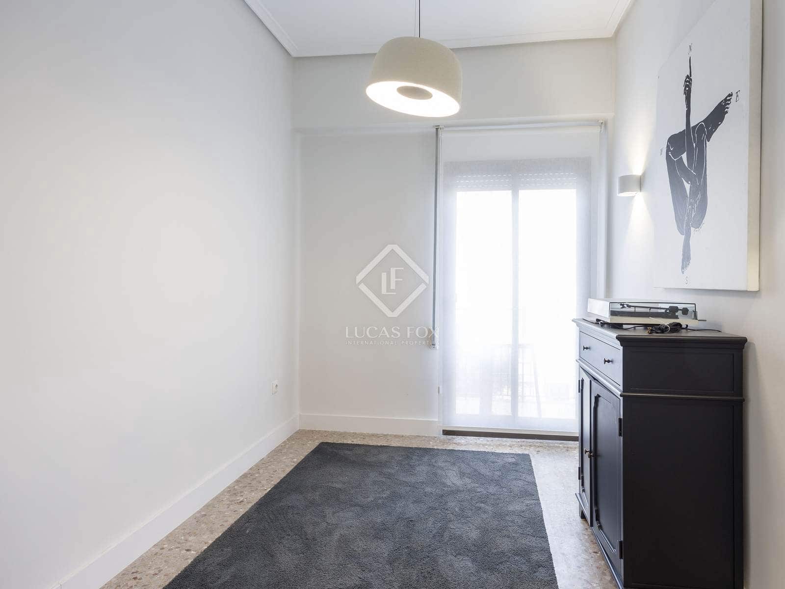 4 sypialnia Apartament do wynajęcia w Miasto Walencja - 2 400 € (Ref: 8744617)