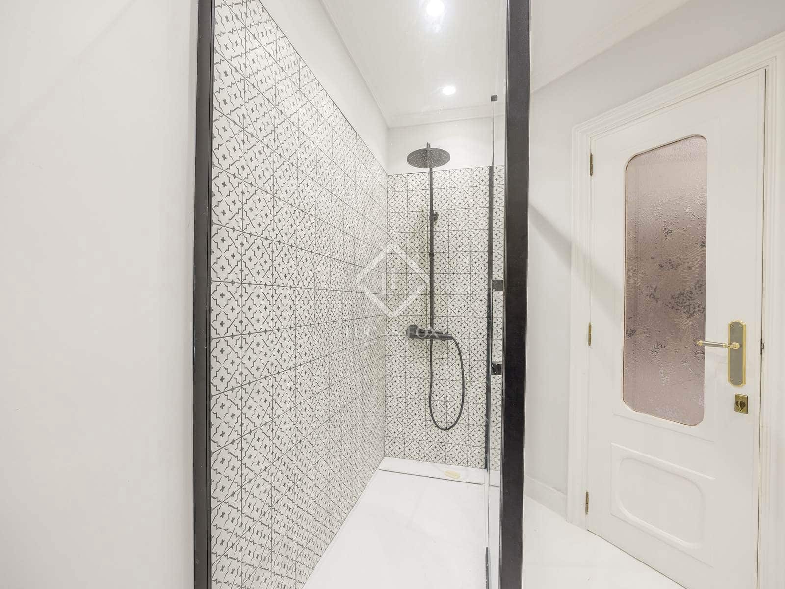4 sypialnia Apartament do wynajęcia w Miasto Walencja - 2 400 € (Ref: 8744617)