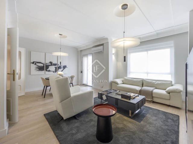 4 makuuhuone Huoneisto vuokrattavana paikassa Valencia kaupunki - 2 400 € (Ref: 8744617)