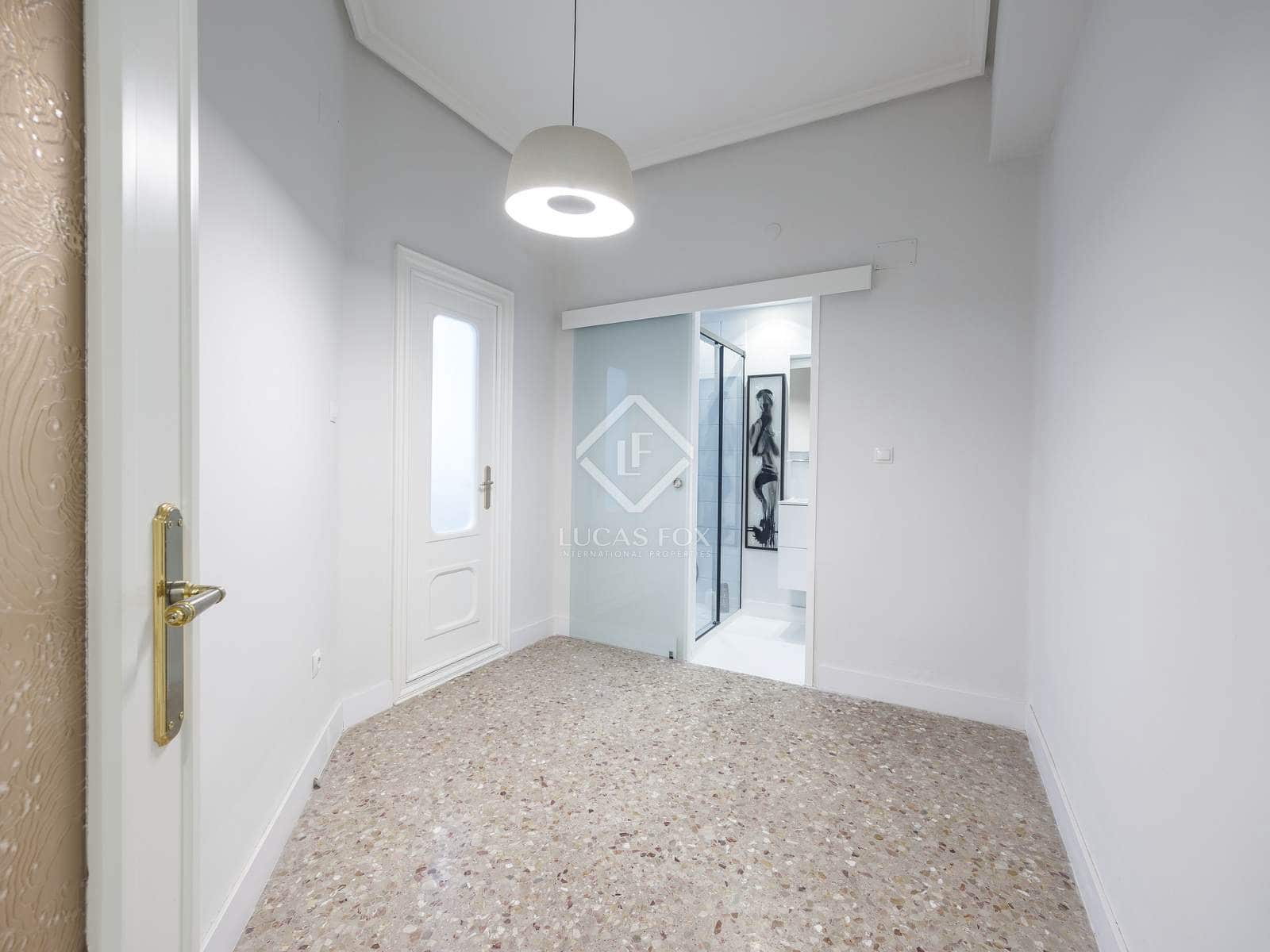 4 sypialnia Apartament do wynajęcia w Miasto Walencja - 2 400 € (Ref: 8744617)