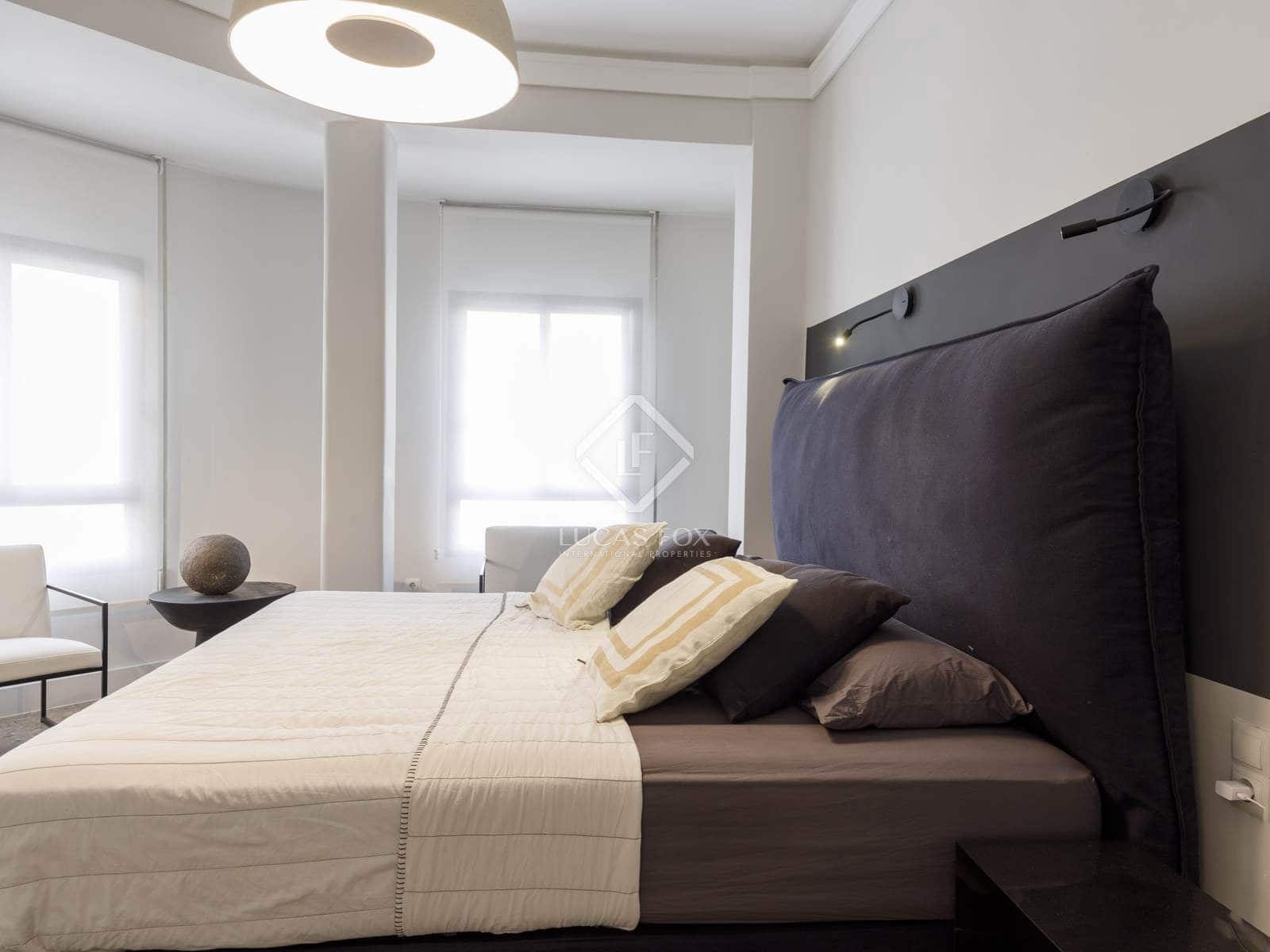 4 sypialnia Apartament do wynajęcia w Miasto Walencja - 2 400 € (Ref: 8744617)