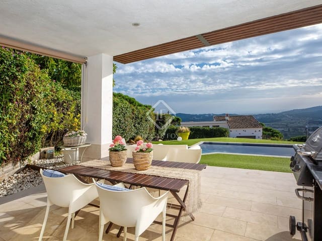 5 slaapkamer Villa te koop in Castell-Platja d'Aro met zwembad garage - € 1.690.000 (Ref: 8745899)