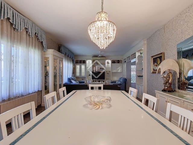 10 Zimmer Villa zu vermieten in Segur de Calafell, Calafell mit Pool - 4.000 € (Ref: 8748457)