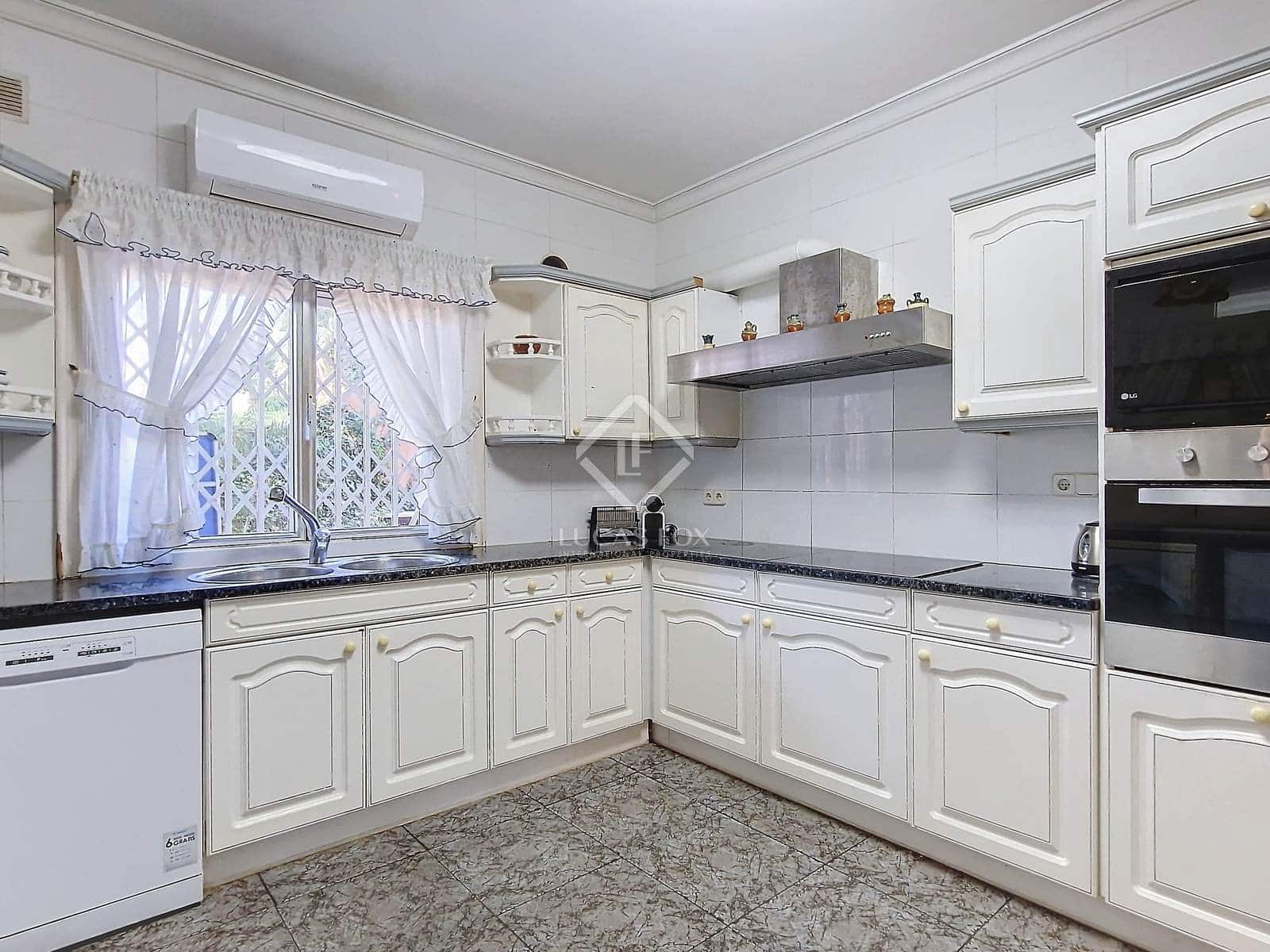 10 makuuhuone Huvila vuokrattavana paikassa Segur de Calafell mukana uima-altaan - 4 000 € (Ref: 8748457)