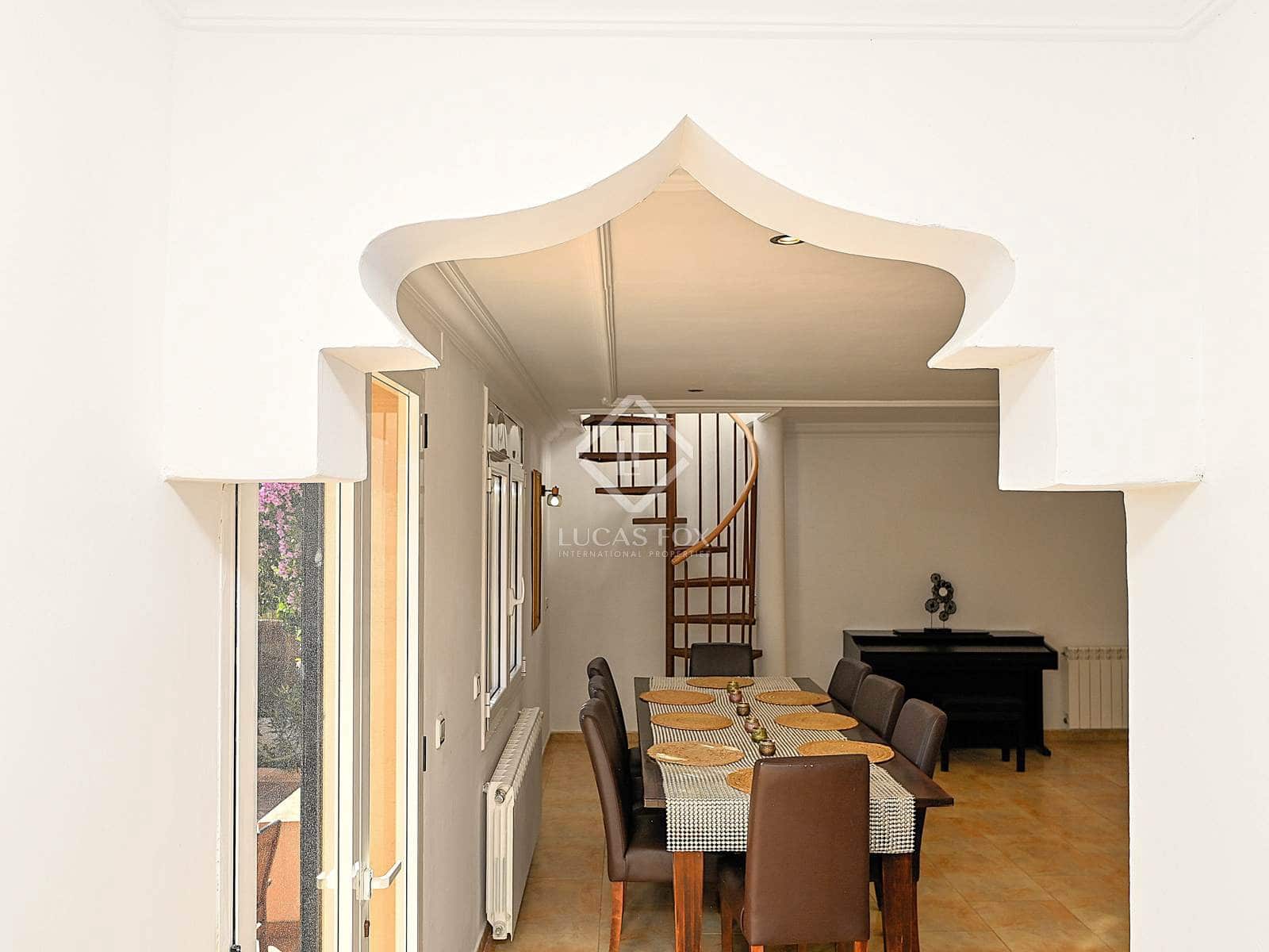 5 soveværelse Villa til salg i Santa Cristina d'Aro med swimmingpool garage - € 590.000 (Ref: 8751321)