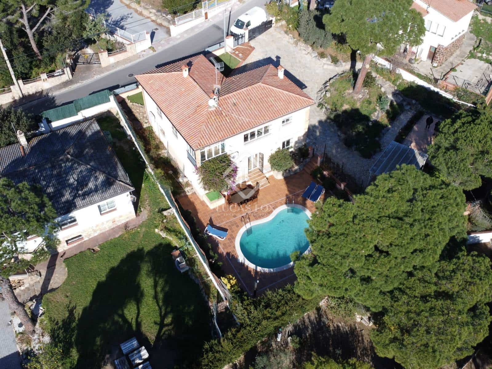 5 soveværelse Villa til salg i Santa Cristina d'Aro med swimmingpool garage - € 590.000 (Ref: 8751321)