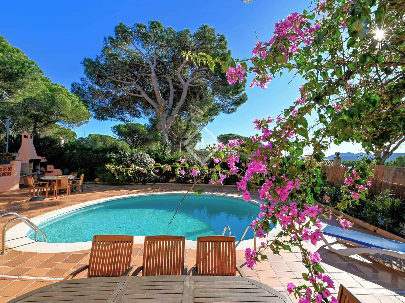 5 soveværelse Villa til salg i Santa Cristina d'Aro med swimmingpool garage - € 590.000 (Ref: 8751321)