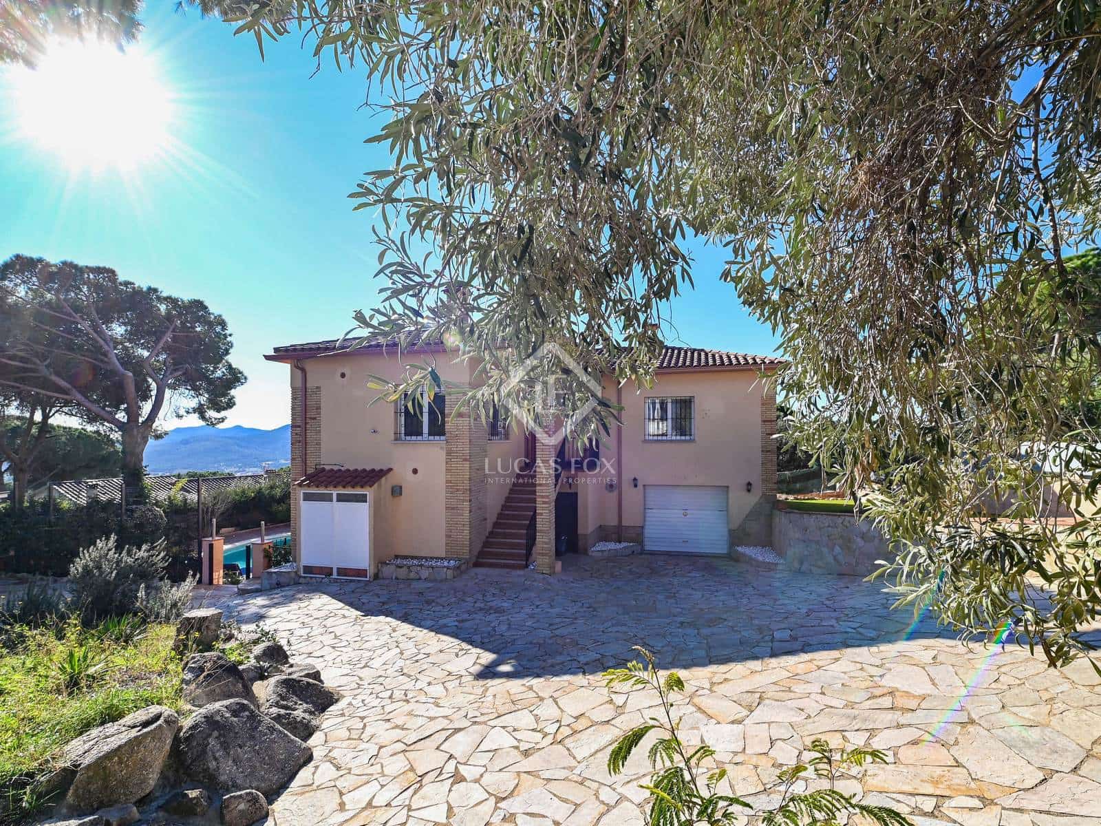 5 soveværelse Villa til salg i Santa Cristina d'Aro med swimmingpool garage - € 590.000 (Ref: 8751321)