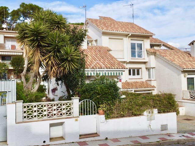 4 quarto Moradia para venda em Platja d'Aro, Castell-Platja d'Aro - 450 000 € (Ref: 8754690)