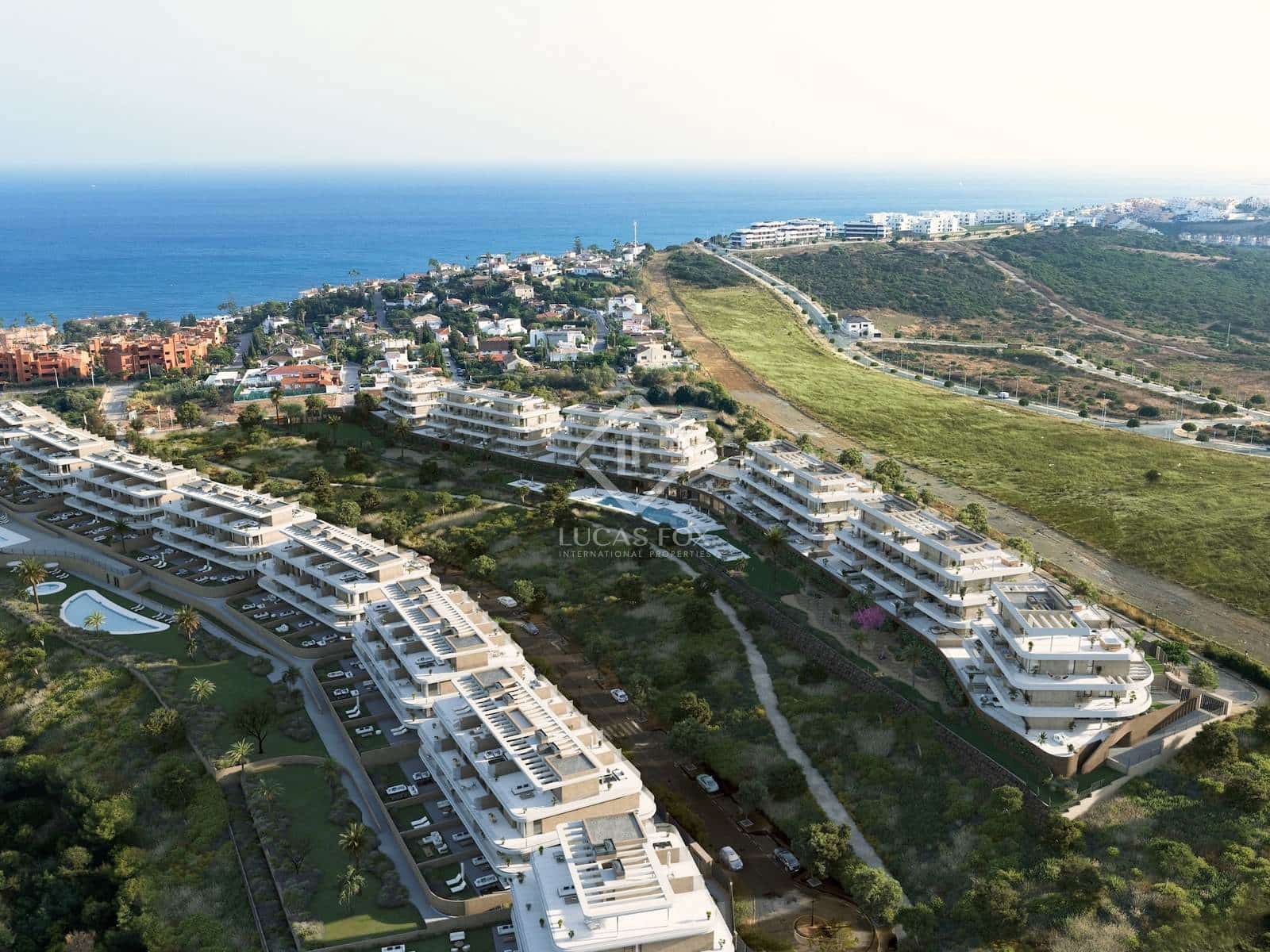 3 slaapkamer Appartement te koop in Estepona met zwembad garage - € 1.239.000 (Ref: 8754691)