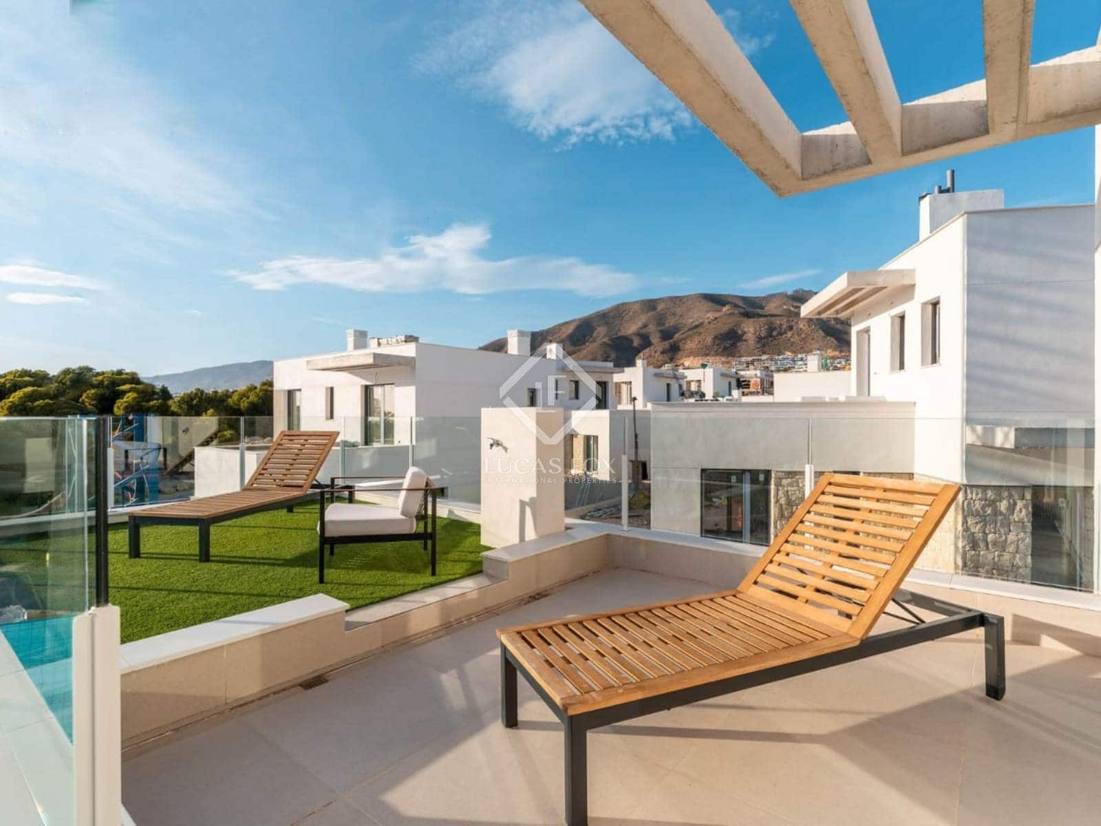 3 slaapkamer Villa te koop in Finestrat met zwembad garage - € 797.000 (Ref: 8754799)