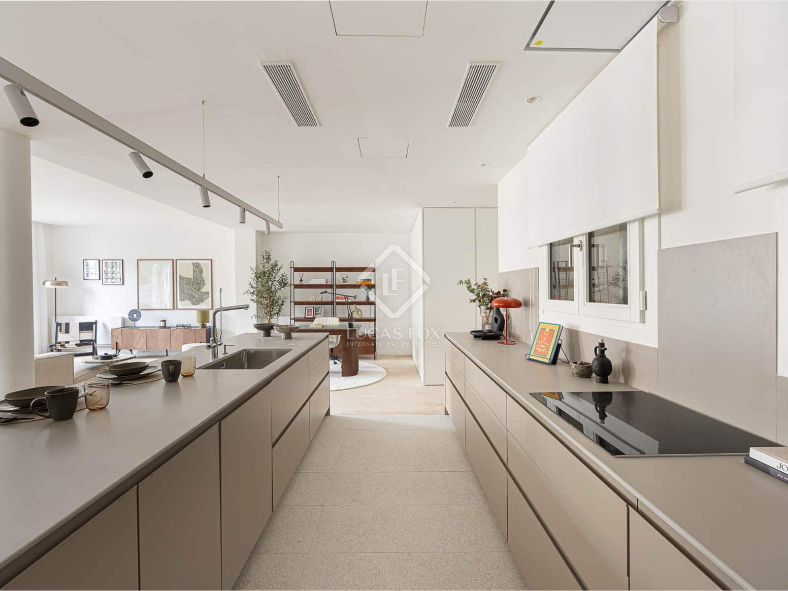 2 slaapkamer Appartement te koop in Barcelona stad - € 1.800.000 (Ref: 8756464)