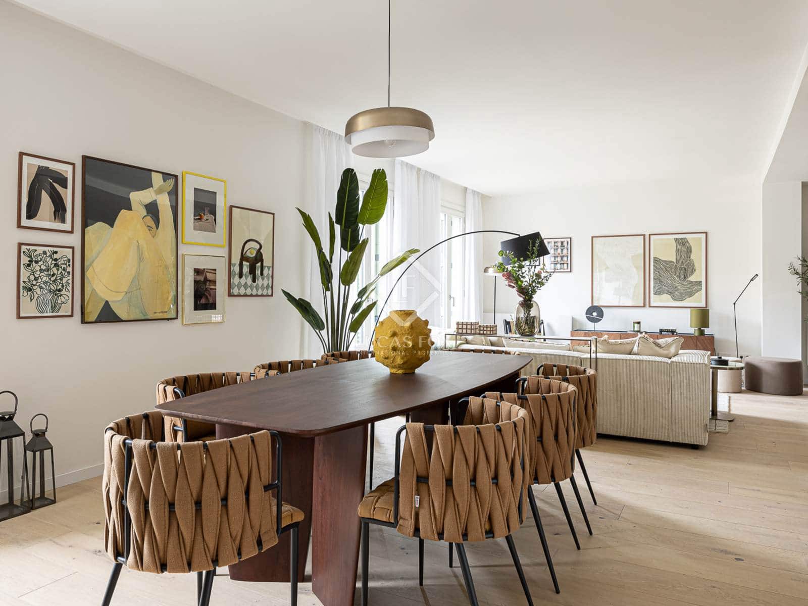 2 slaapkamer Appartement te koop in Barcelona stad - € 1.800.000 (Ref: 8756464)