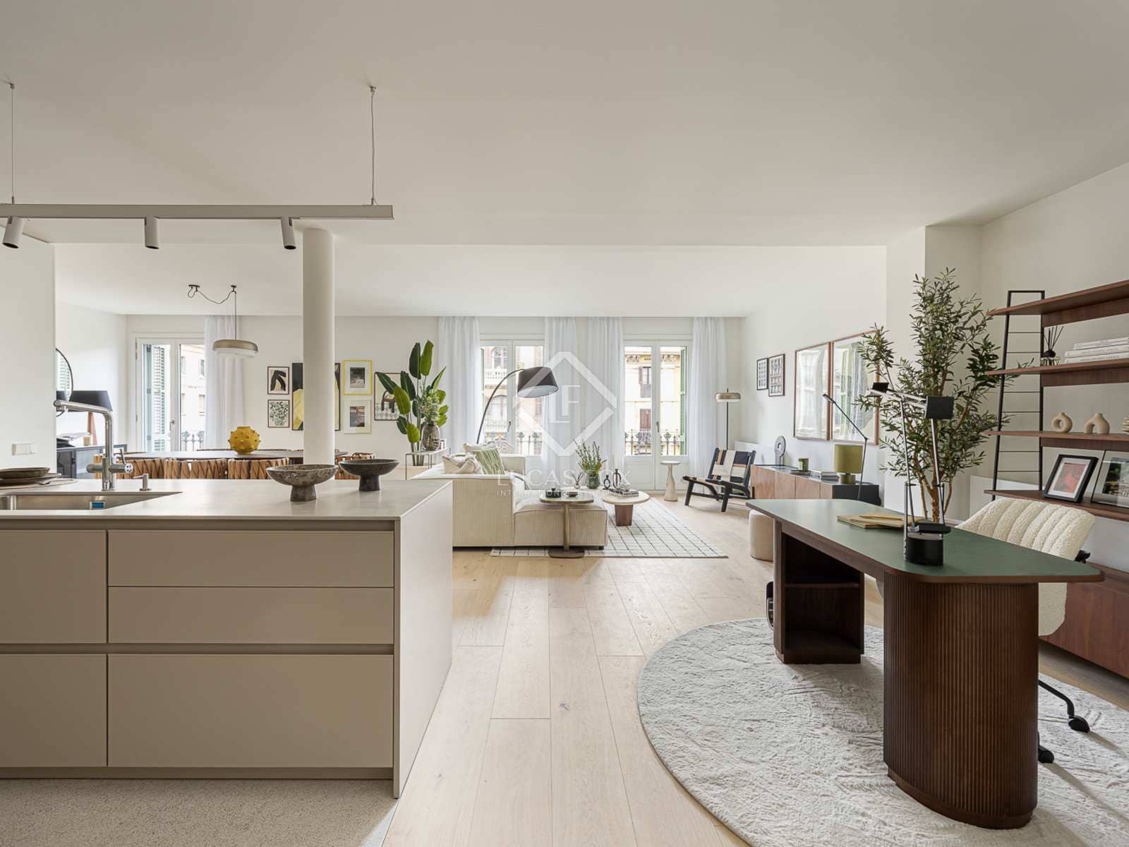 2 slaapkamer Appartement te koop in Barcelona stad - € 1.800.000 (Ref: 8756464)