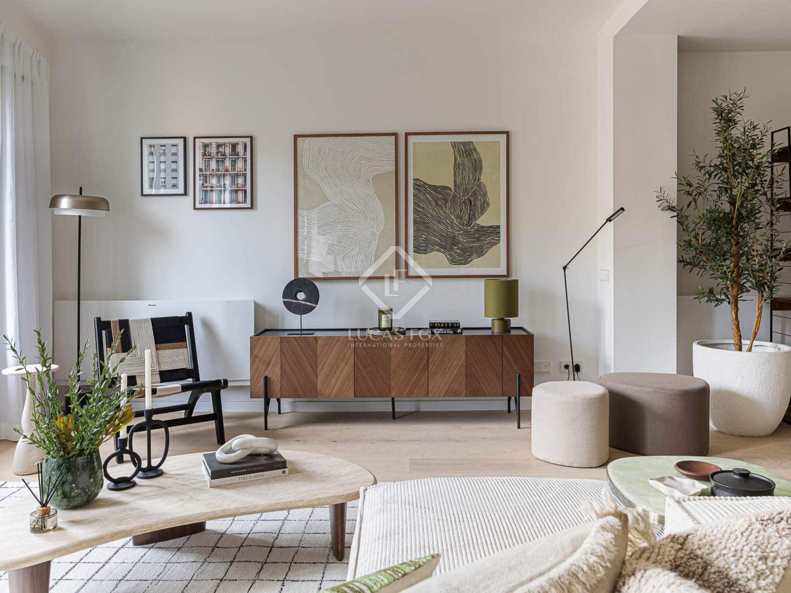 2 slaapkamer Appartement te koop in Barcelona stad - € 1.800.000 (Ref: 8756464)