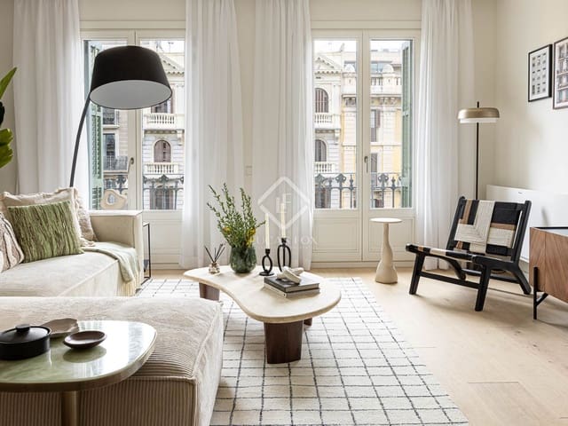 2 slaapkamer Appartement te koop in Barcelona stad - € 1.800.000 (Ref: 8756464)