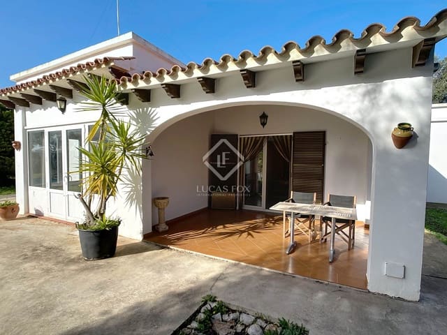 4 soveværelse Villa til salg i Ciutadella de Menorca med swimmingpool - € 675.000 (Ref: 8758740)