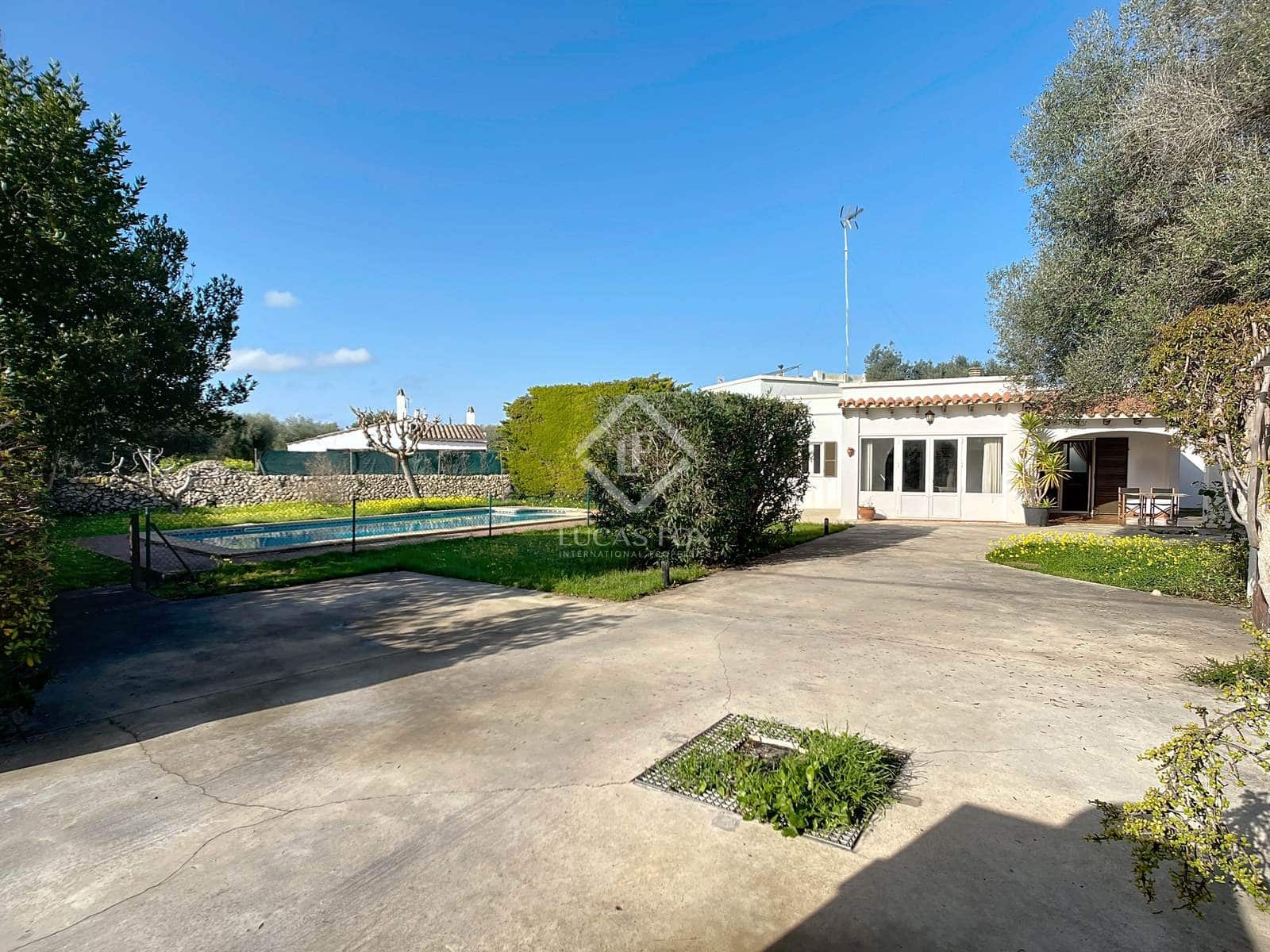 4 sovrum Villa till salu i Ciutadella de Menorca med pool - 675 000 € (Ref: 8758740)