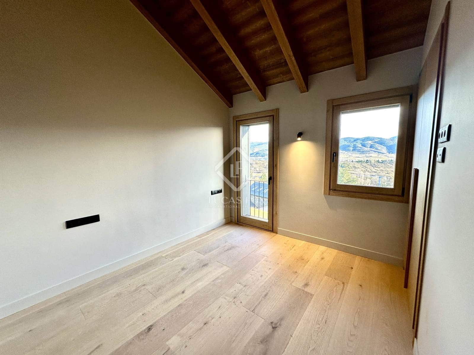 4 soveværelse Villa til salg i Bolvir - € 1.150.000 (Ref: 8758741)