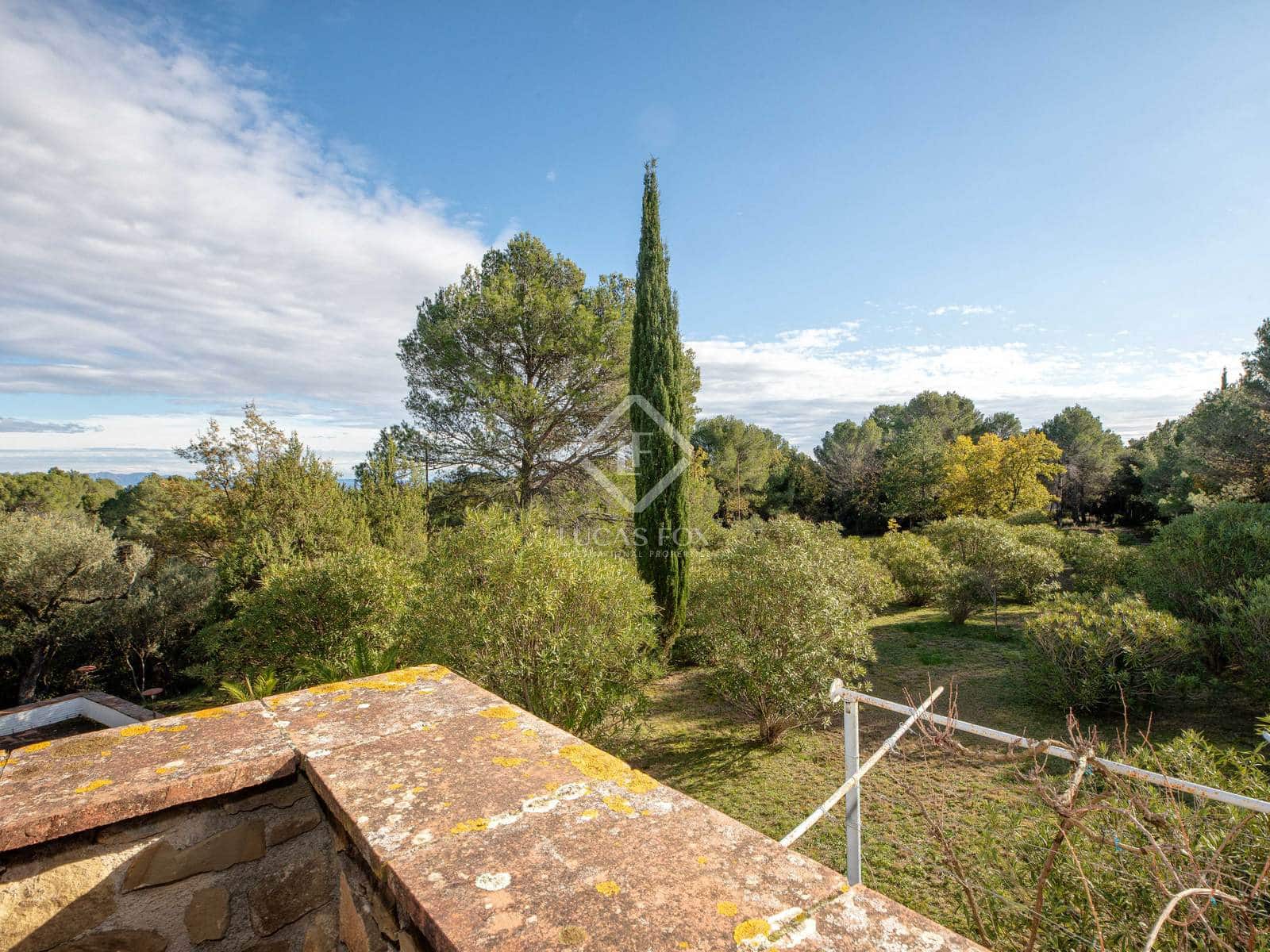 14 bedroom Finca/Country House for sale in Cabanelles - € 1,200,000 (Ref: 8758808)