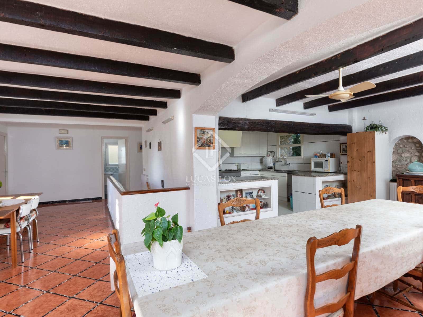 14 bedroom Finca/Country House for sale in Cabanelles - € 1,200,000 (Ref: 8758808)