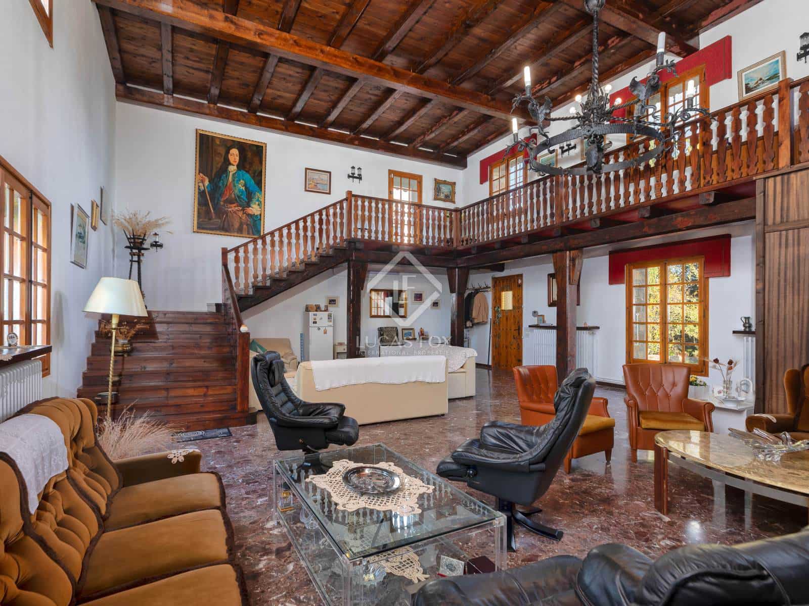 14 bedroom Finca/Country House for sale in Cabanelles - € 1,200,000 (Ref: 8758808)