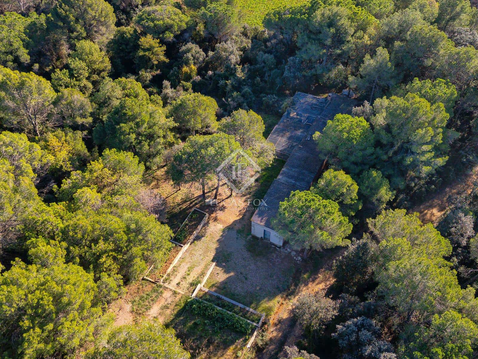 14 bedroom Finca/Country House for sale in Cabanelles - € 1,200,000 (Ref: 8758808)