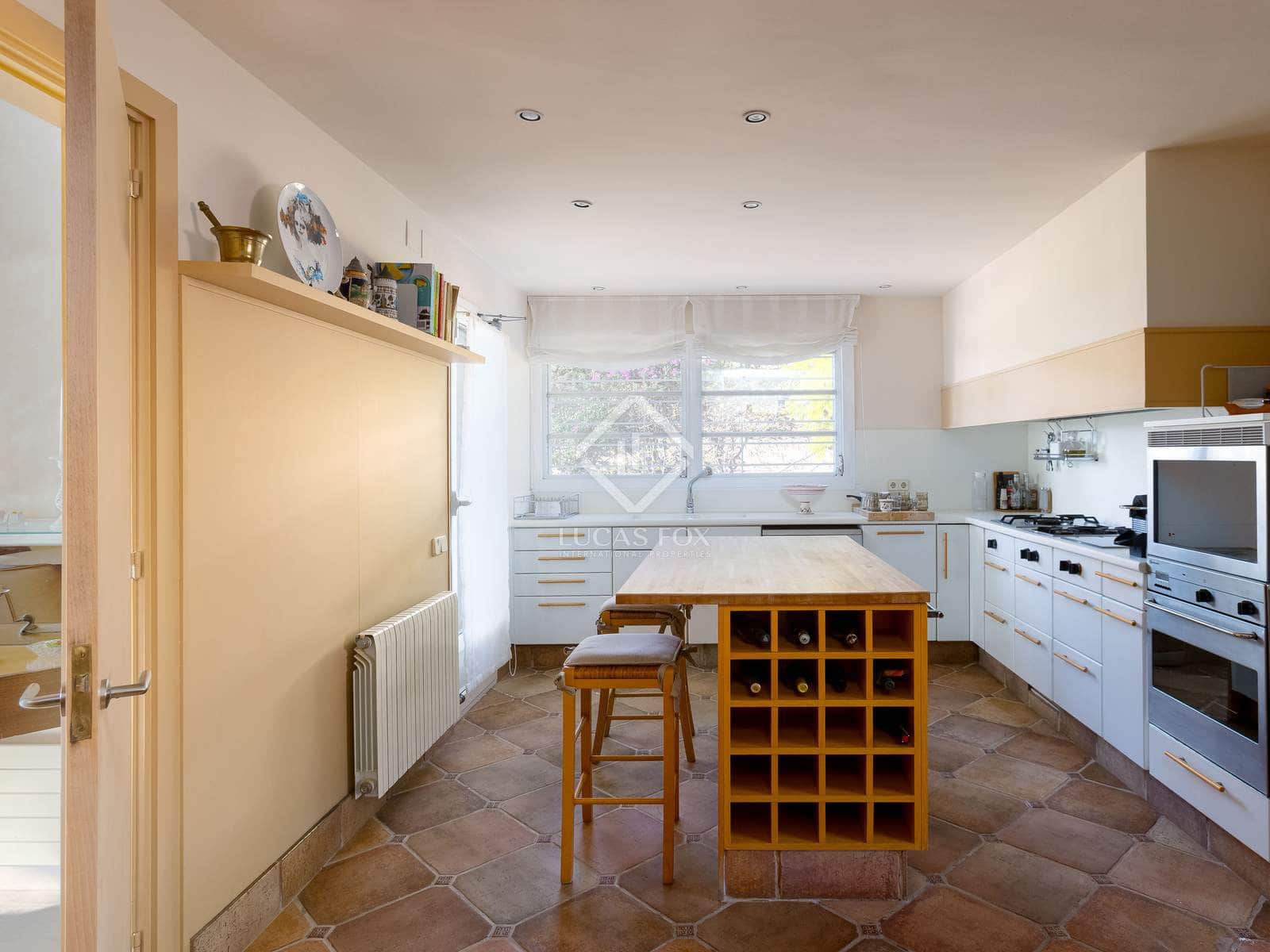 5 soveværelse Villa til salg i Premia de Dalt med swimmingpool garage - € 1.950.000 (Ref: 8762388)