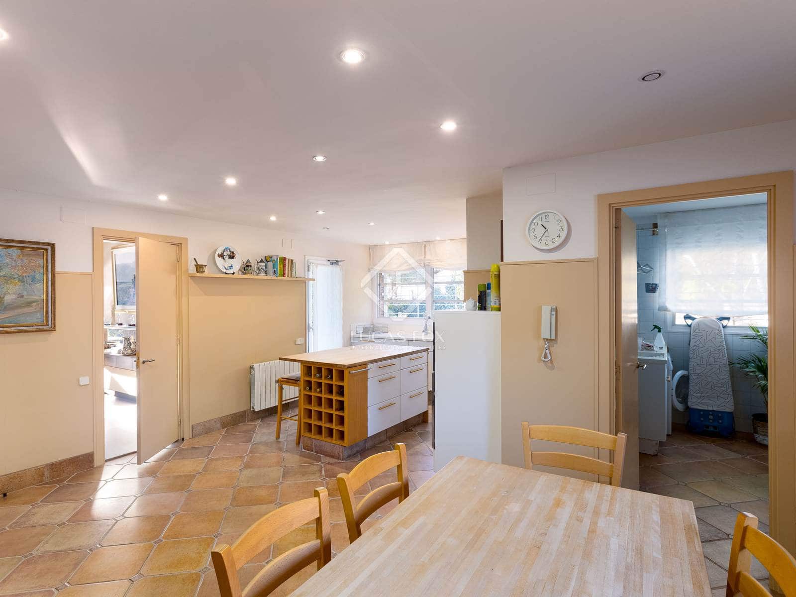 5 soveværelse Villa til salg i Premia de Dalt med swimmingpool garage - € 1.950.000 (Ref: 8762388)