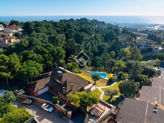 5 chambre Villa/Maison à vendre à Premià de Dalt avec piscine garage - 1 750 000 € (Ref: 8762388)