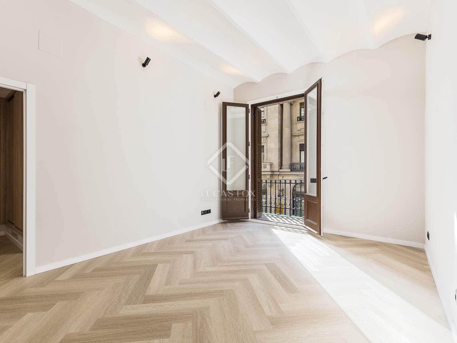 3 bedroom Apartment for sale in Barcelona city - € 675,000 (Ref: 8766110)